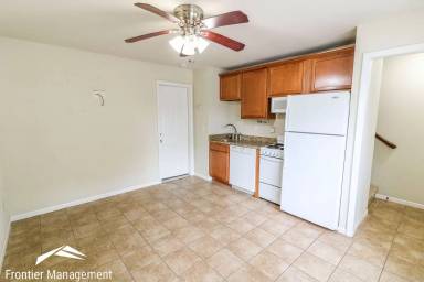 Main picture of 1223 N 12th St