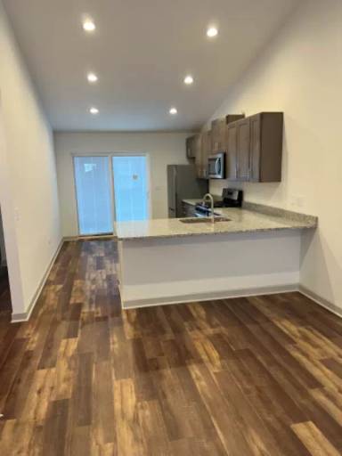 Main picture of 415 Stewart Ct