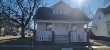 Main picture of 907 English St