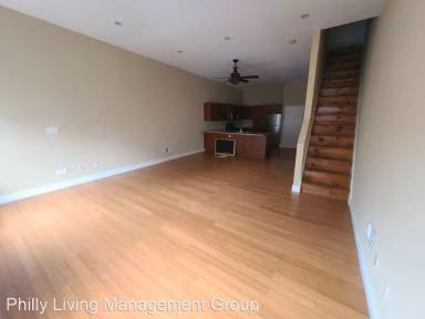 Main picture of 2727 W Cabot St
