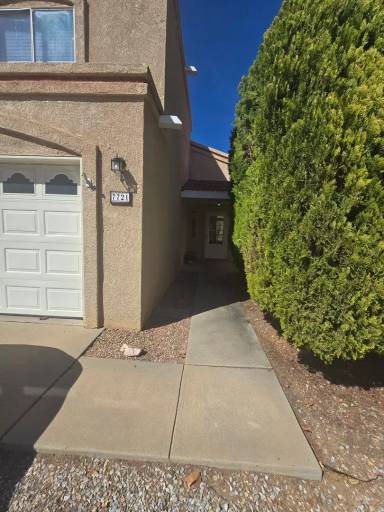 Main picture of 7721 William Moyers Ave NE