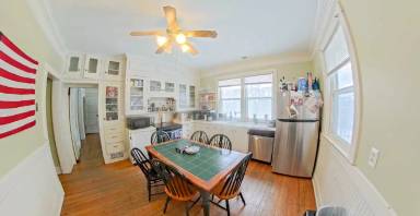 Main picture of 423 Denison Ave