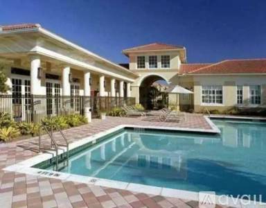 Main picture of 2516 Centergate Dr