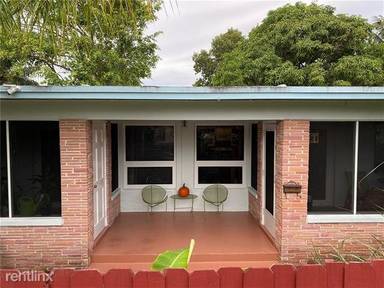 Main picture of 1500 NW 5th Ave