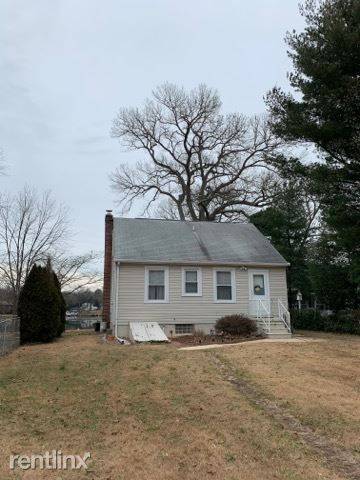 Main picture of 1904 Cedar Rd