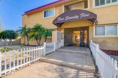 Main picture of 575 7th St