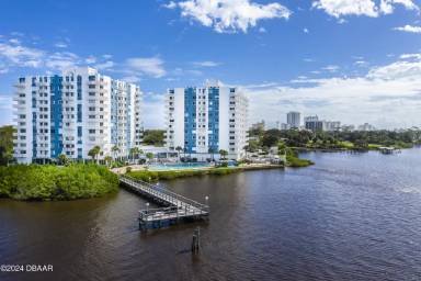 Main picture of Bayshore Condos