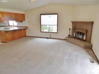 Main picture of 6908 SE 68th Ct