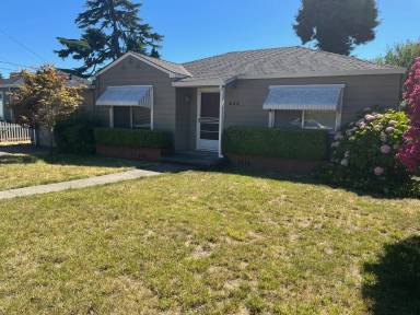 Main picture of 223 Gilbert Dr