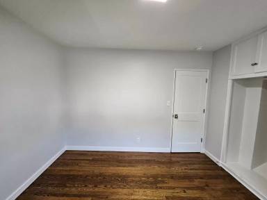 Main picture of 1200 W Alameda Ave