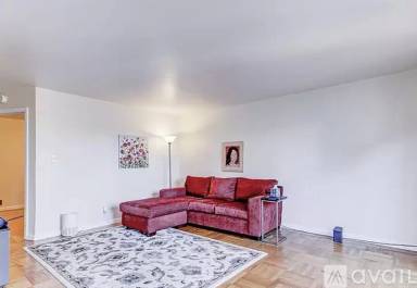 Main picture of 1738 Oakdale Ave