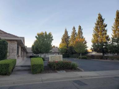 Main picture of 1634 Poole Boulevard - 300