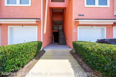 Main picture of 13848 Herons Landing Way