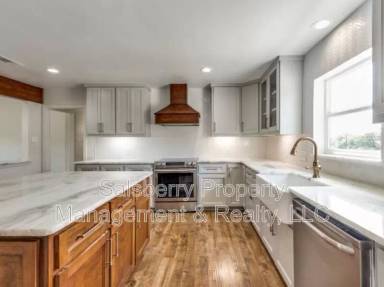 Main picture of 513 Squaw Creek Rd