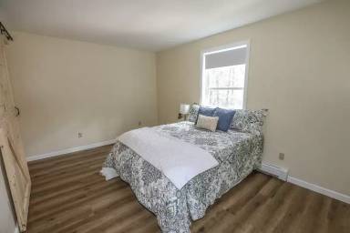 Main picture of 5 Washington St