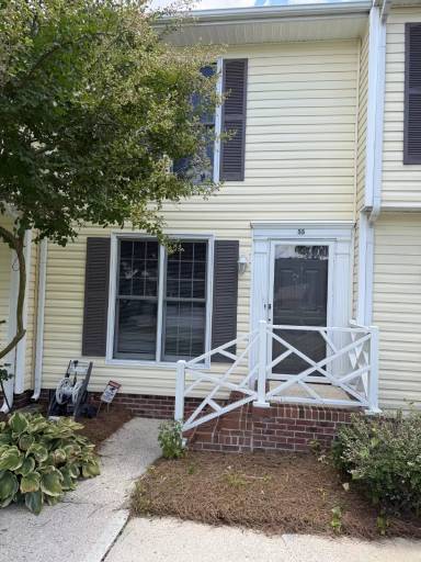 Main picture of 109 Oakmont Dr