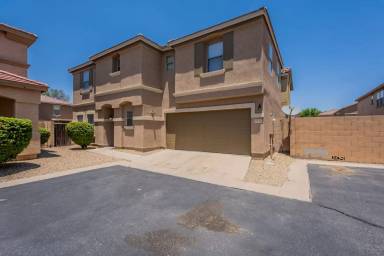 Main picture of 9534 N 82nd Ln