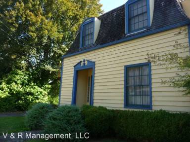 Main picture of 570 14th St NE