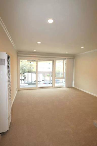 Main picture of 1101 Village Dr