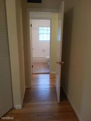 Main picture of 1380 Church St