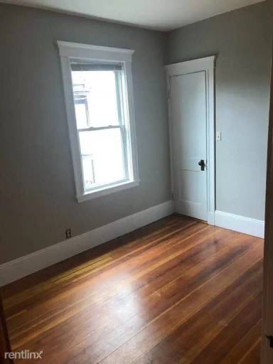 Main picture of 18 Saint Marks Rd