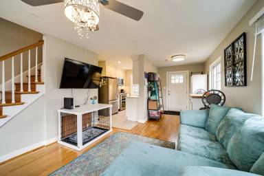 Main picture of 24 Underwood Pl