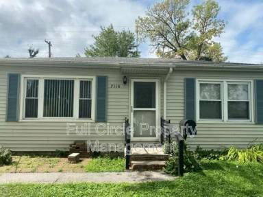 Main picture of 7116 S 71st Ave