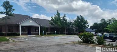 Main picture of 6015 NW 120th Ct