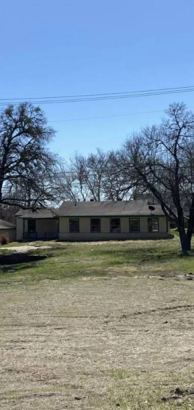 Main picture of 4303 Midway Dr