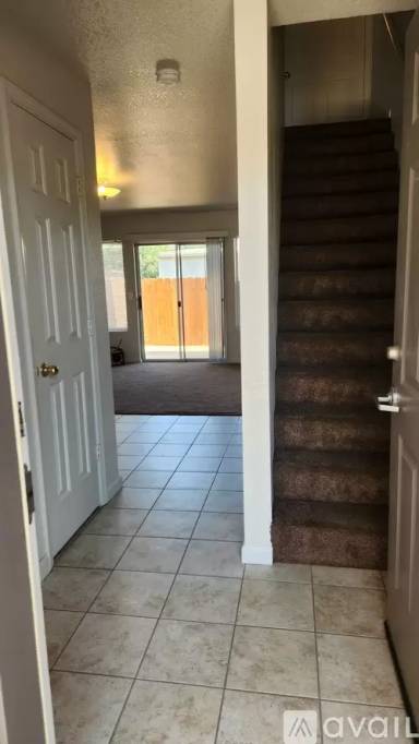 Main picture of 2530 Hartnell Ave