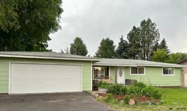 Main picture of 5218 Barry Ave