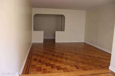 Main picture of 124 E 24th St