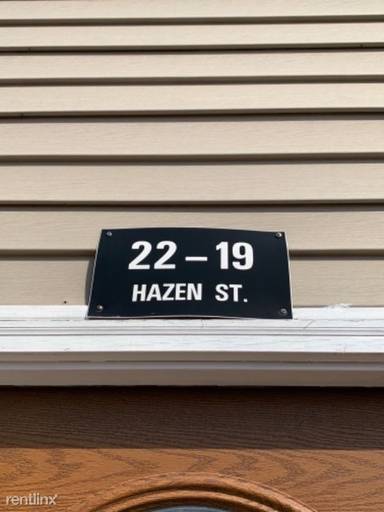 Main picture of 2219 Hazen St