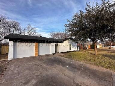 Main picture of 1313 Darlene Ln