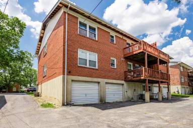 Main picture of 624 Broadmoor Dr