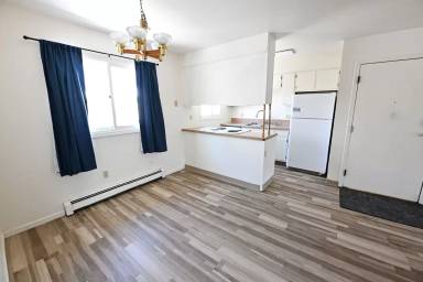 Main picture of 1103 Broaddus St