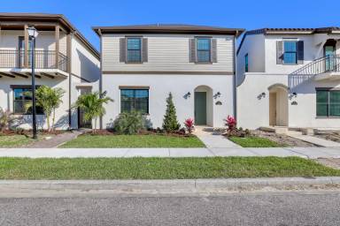 Main picture of 2238 Salew St