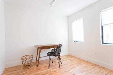 Main picture of 1431 Mohawk St