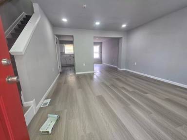 Main picture of 1109 E Chase St