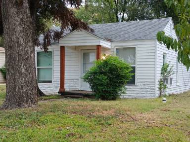 Main picture of 3322 Goldspier Dr