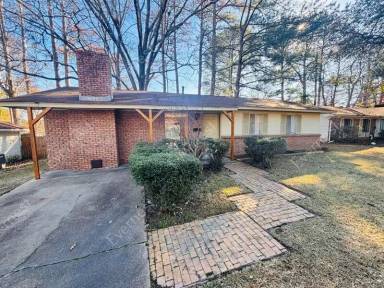 Main picture of 223 Hilliyard Ct