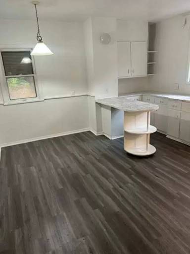 Main picture of 3664 E 52nd St