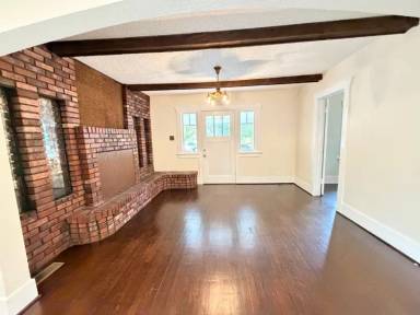 Main picture of 850 Martin St