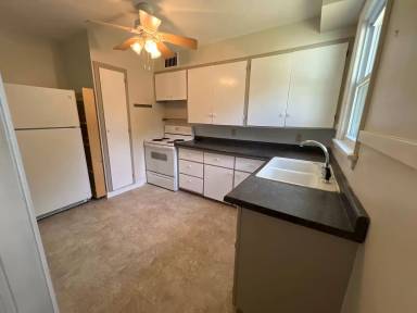 Main picture of 4003 Drexel Ave