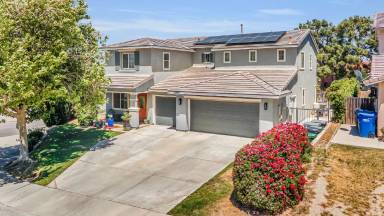 Main picture of 38360 Wakefield Pl