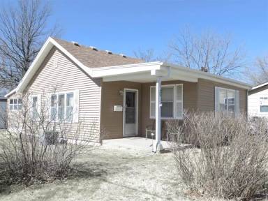 Main picture of 1125 S Millwood Ave