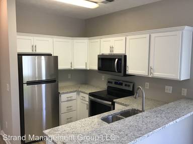 Main picture of 476 River Oaks Dr