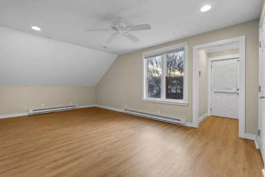 Main picture of 209 Pearl St