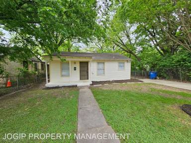 Main picture of 1342 Waweenoc Ave