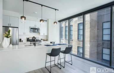 Main picture of 86 E Wacker Dr